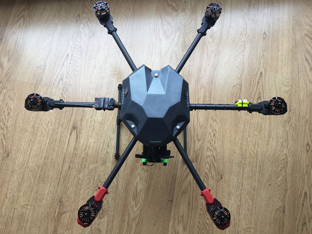 Tarot 680 Pro con accesorios en 3D