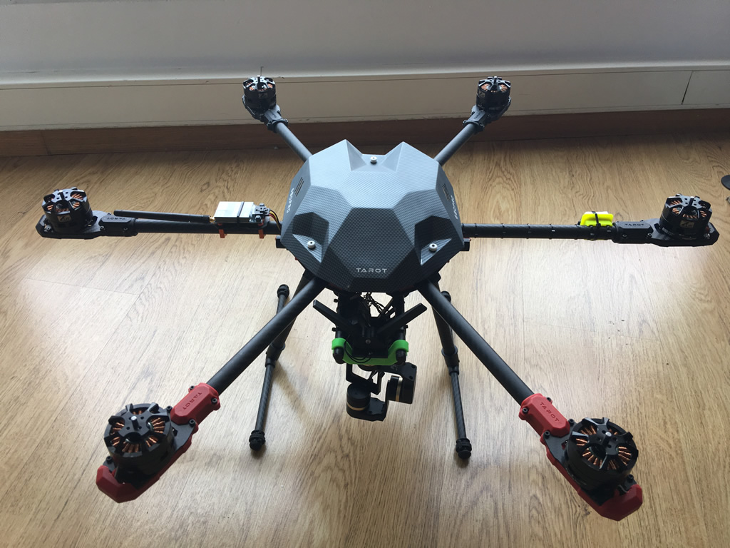 Tarot 680 Pro con accesorios en 3D